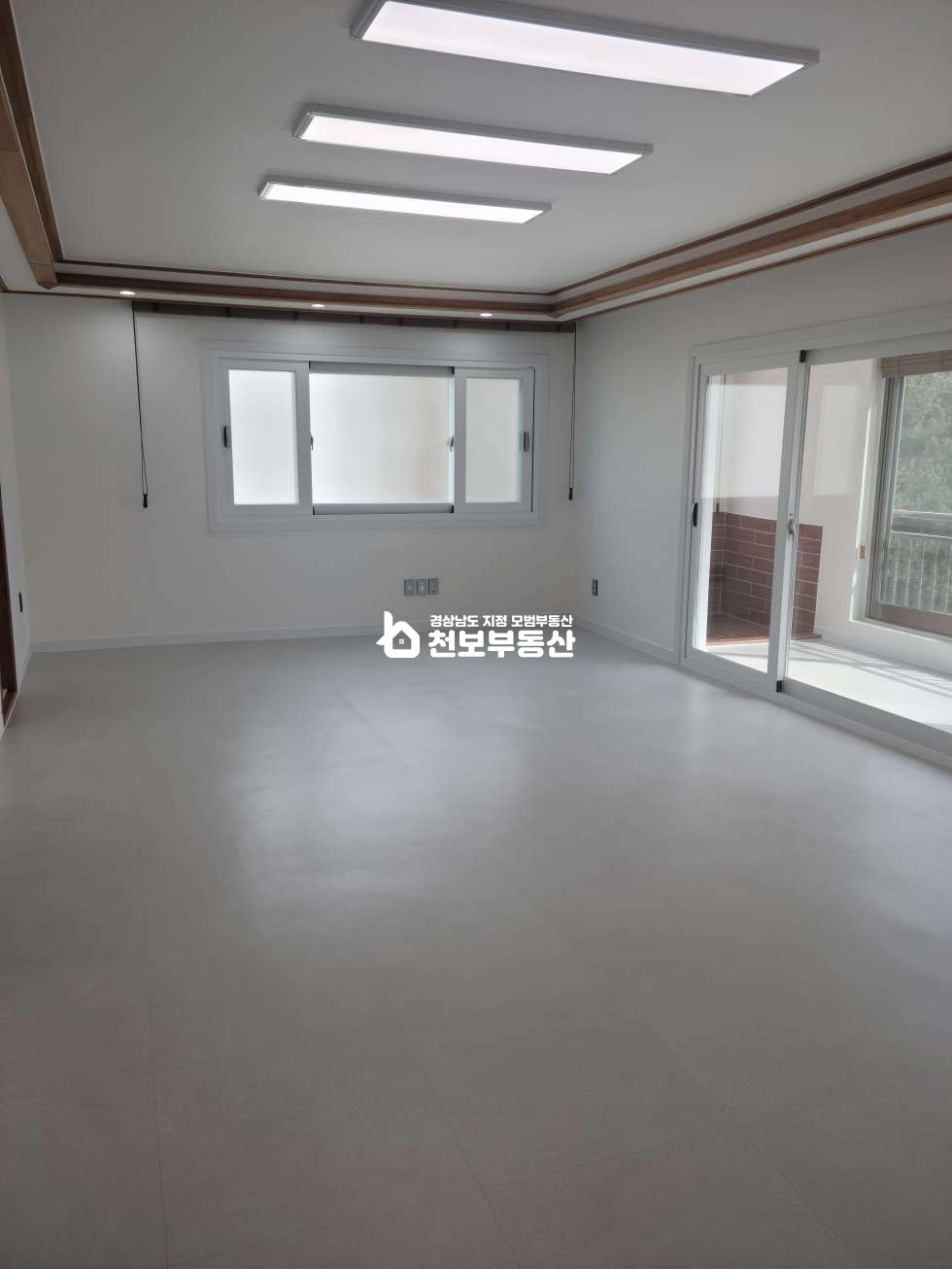 경남 김해시 삼계동 올리모델링 첫입주. 방4화장실2 주인세대 전세 /월세 전세 매물번호 10312 사진 2