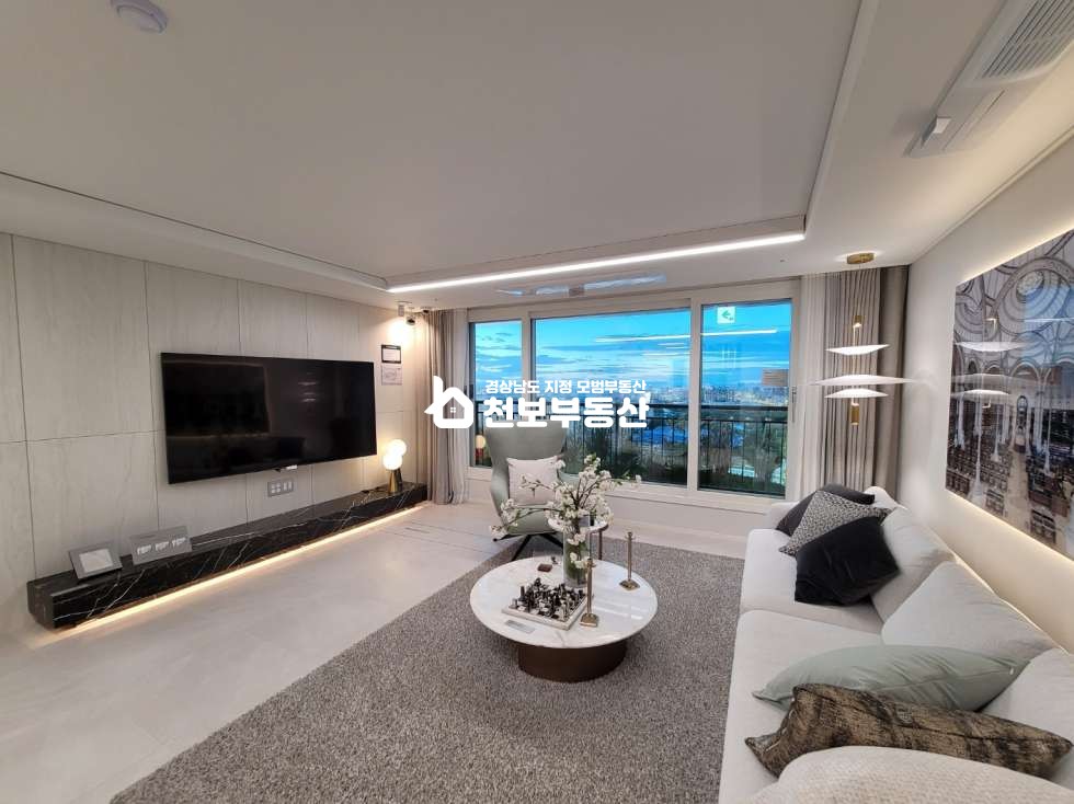 경남 김해시 구산동 101동 구산푸르지오파크데르110A 추천매물 p-4천만 분양 매물번호 10303 사진 1